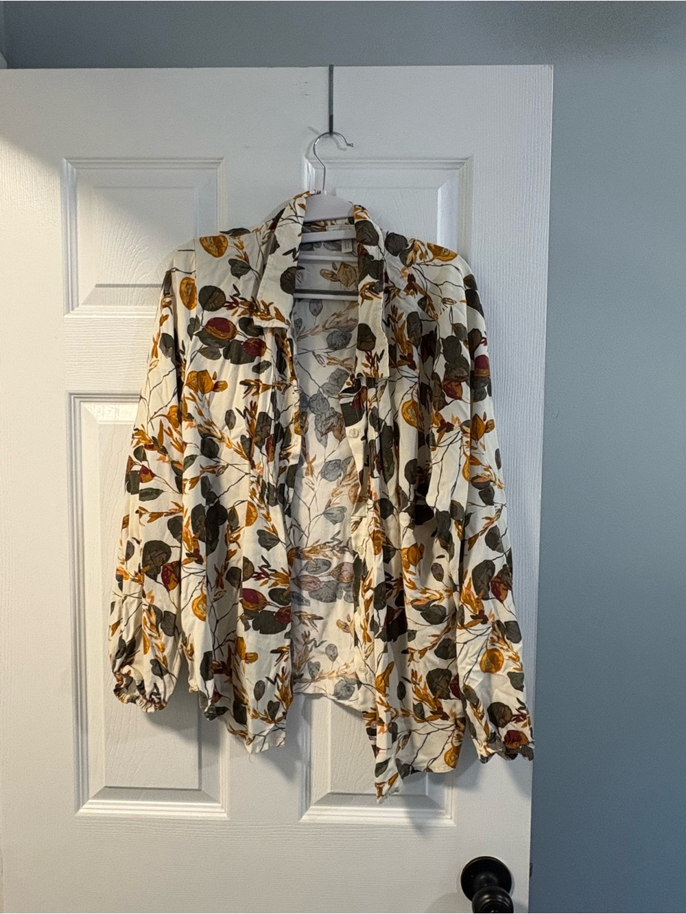 Olivia Sky - Cream Floral Button-Front Shirt - XXL
